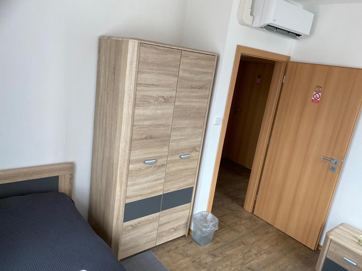 Apartmany Krupka Eksteriør bilde